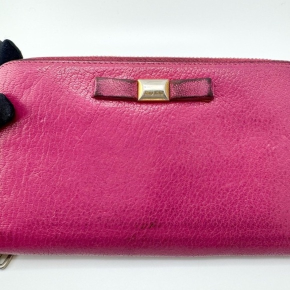 MIU MIU Fuchsia Wallet, GUC - Picture 9 of 12